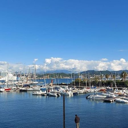 Elegante Appartamento La Spezia Centro Bagian luar foto